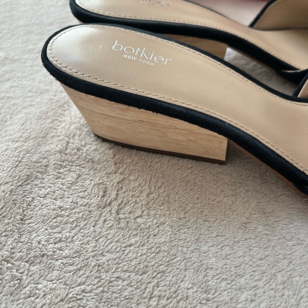 Botkier New York Women's Black Carlie Suede Mule with Block Heel Size 7.5 - Picture 6 of 9